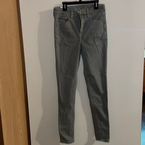 American Eagle Super High Rise Jeggings in Pretty Sage/Gray color. Size 6 Long